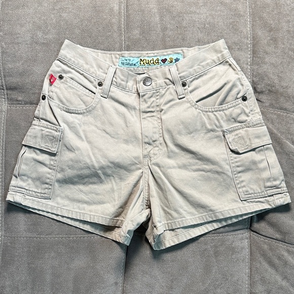 Mudd Women's Light Tan Cargo Shorts - Picture 1 of 10